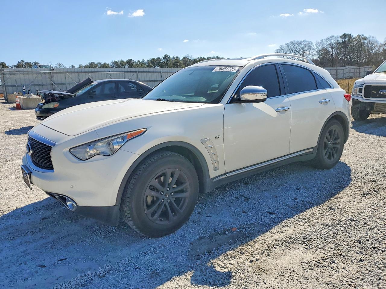 2017 Infinity Qx70