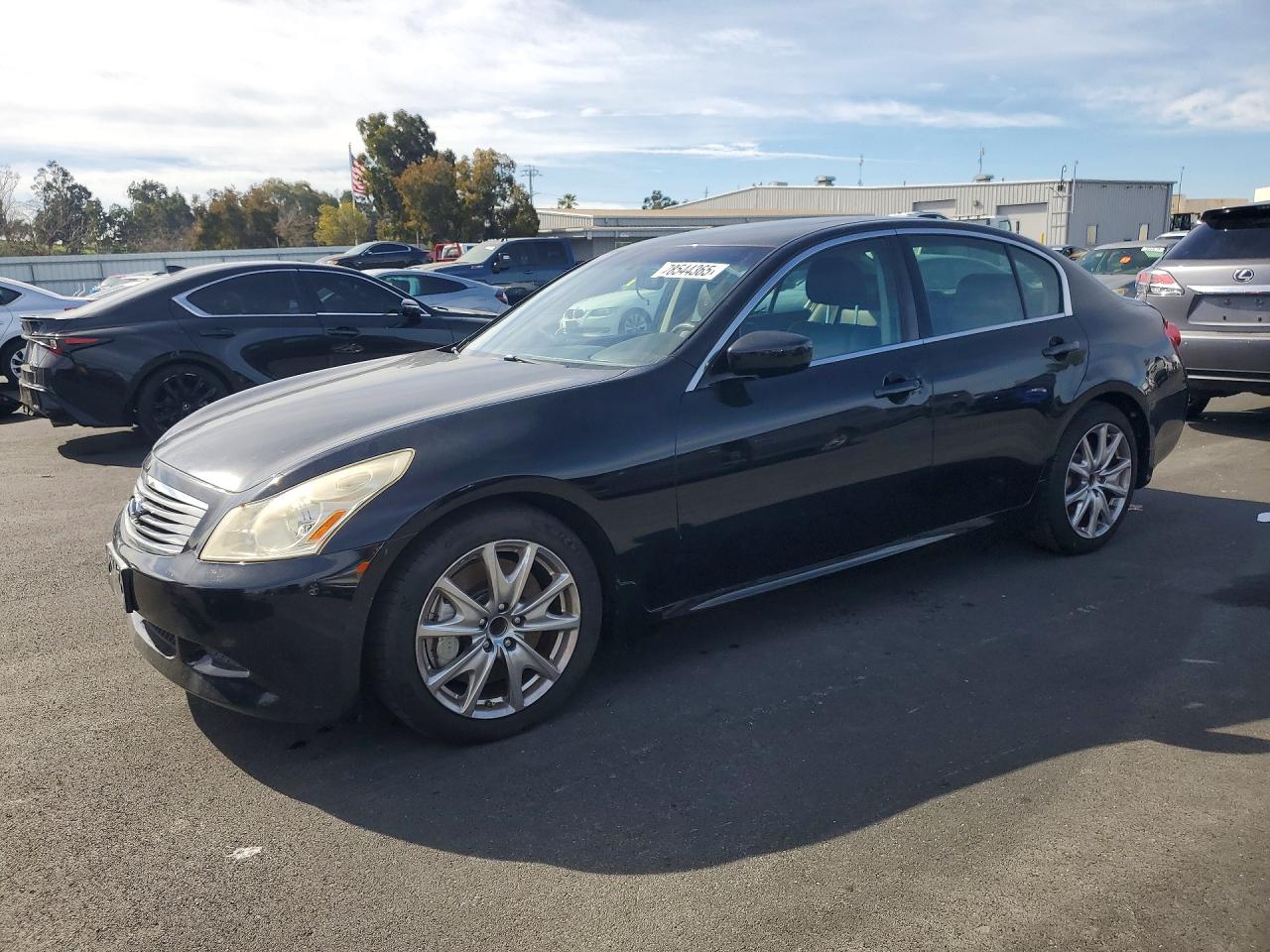 Infinity G37