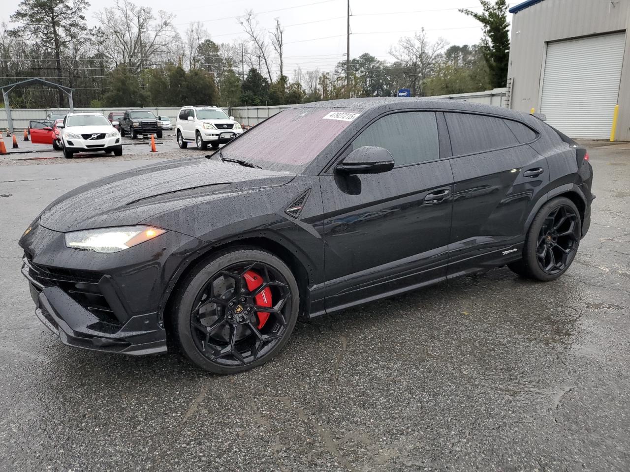 2023 Lamborghini Urus perfo PERFORMANTE