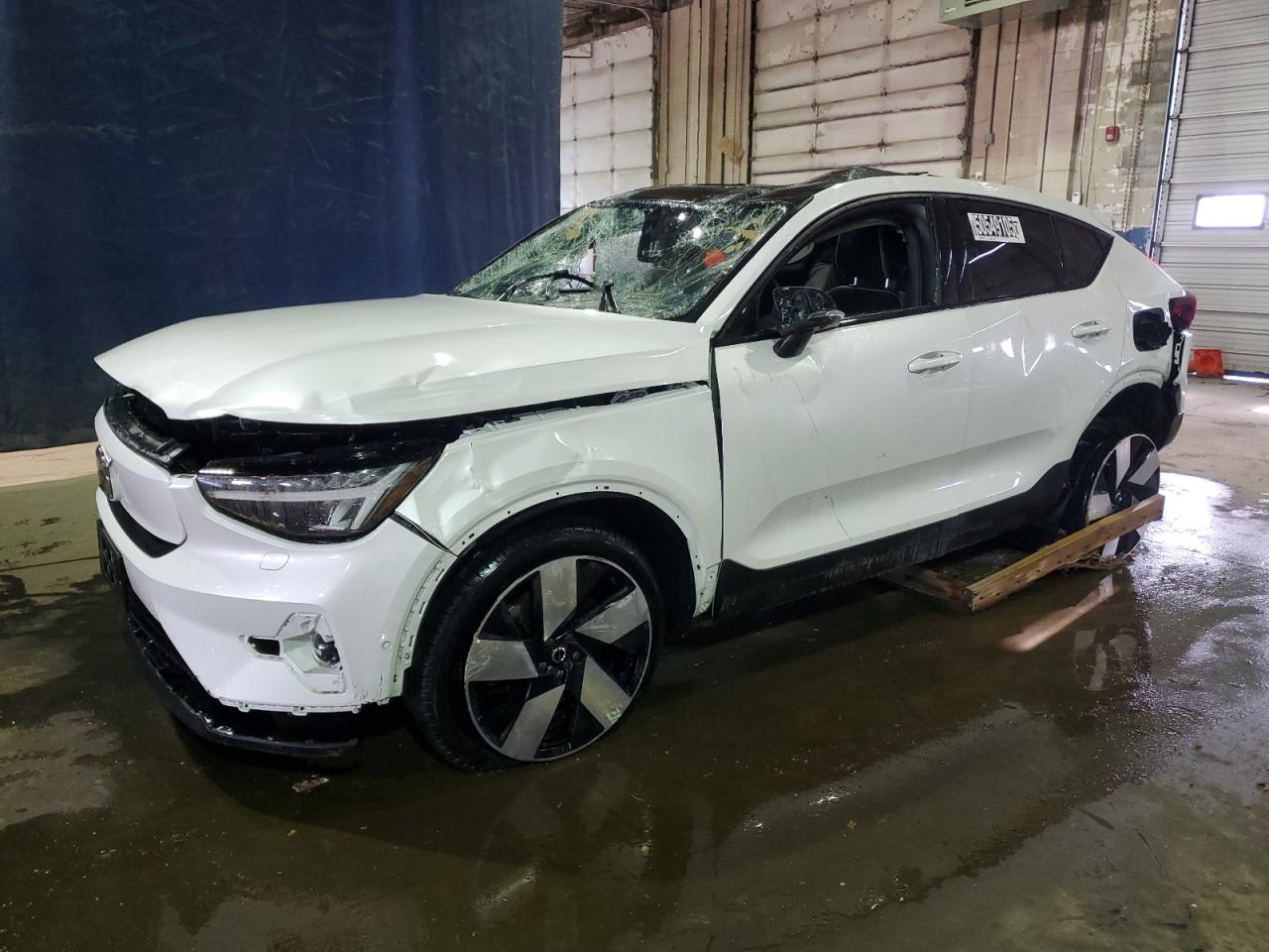 2023 Volvo C40