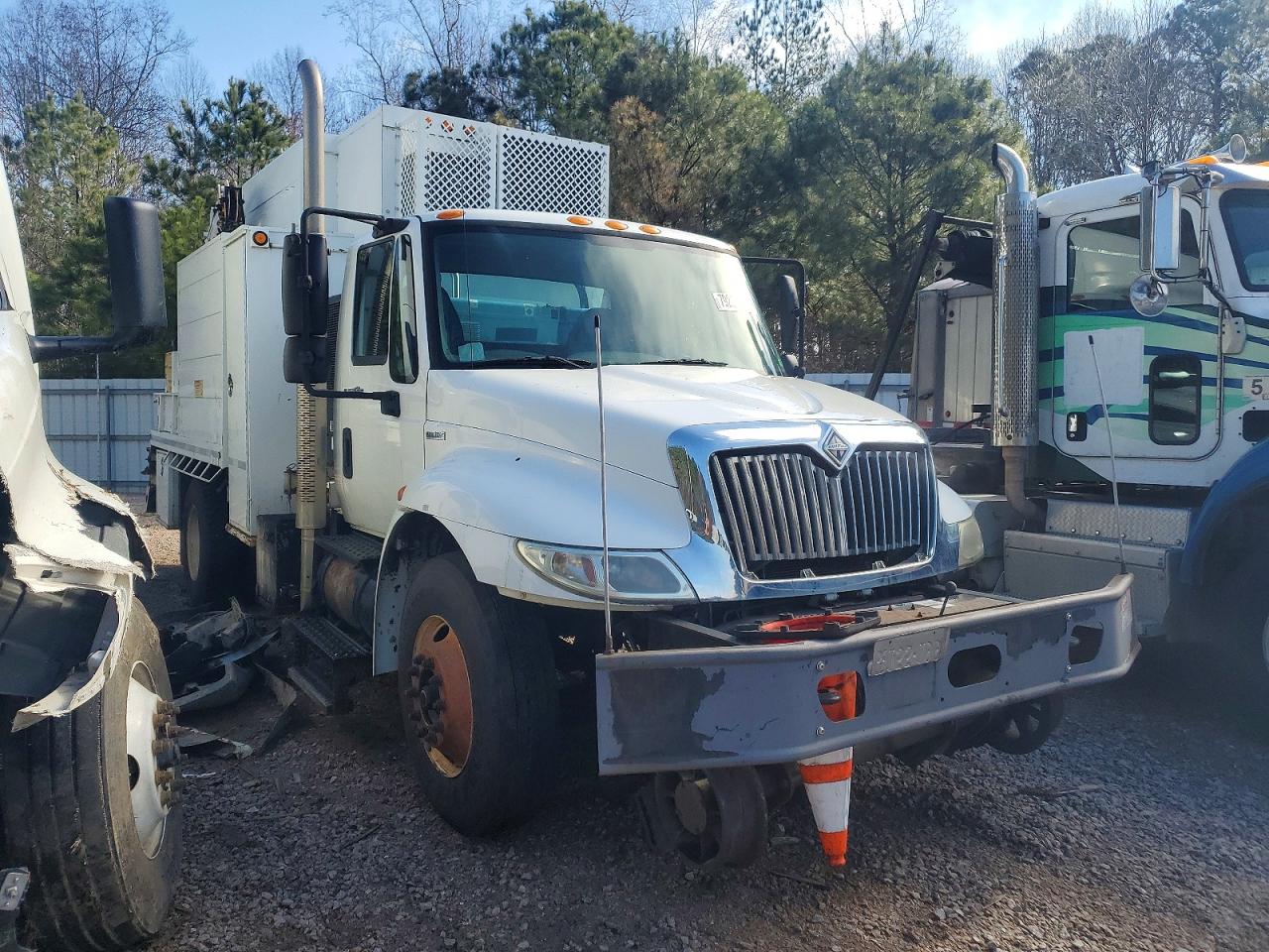 2009 International 4000-Series