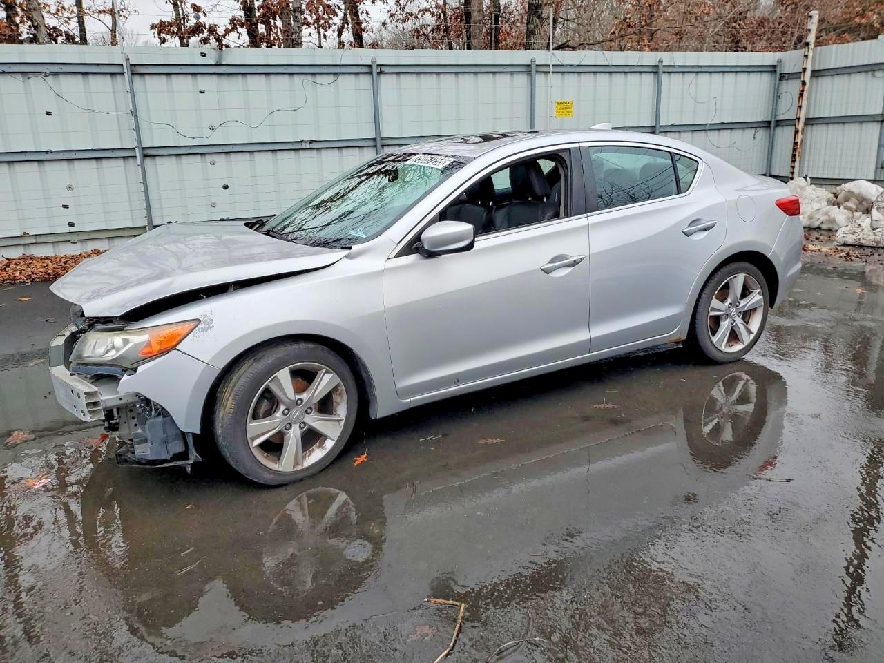 2013 Acura ILX