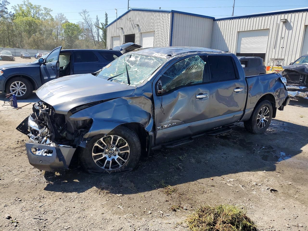 2021 Nissan Titan