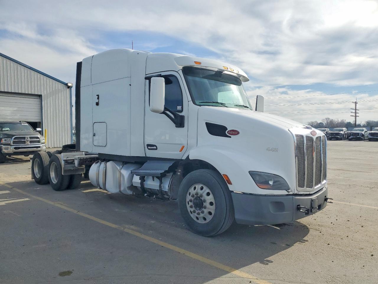 2020 Peterbilt 579