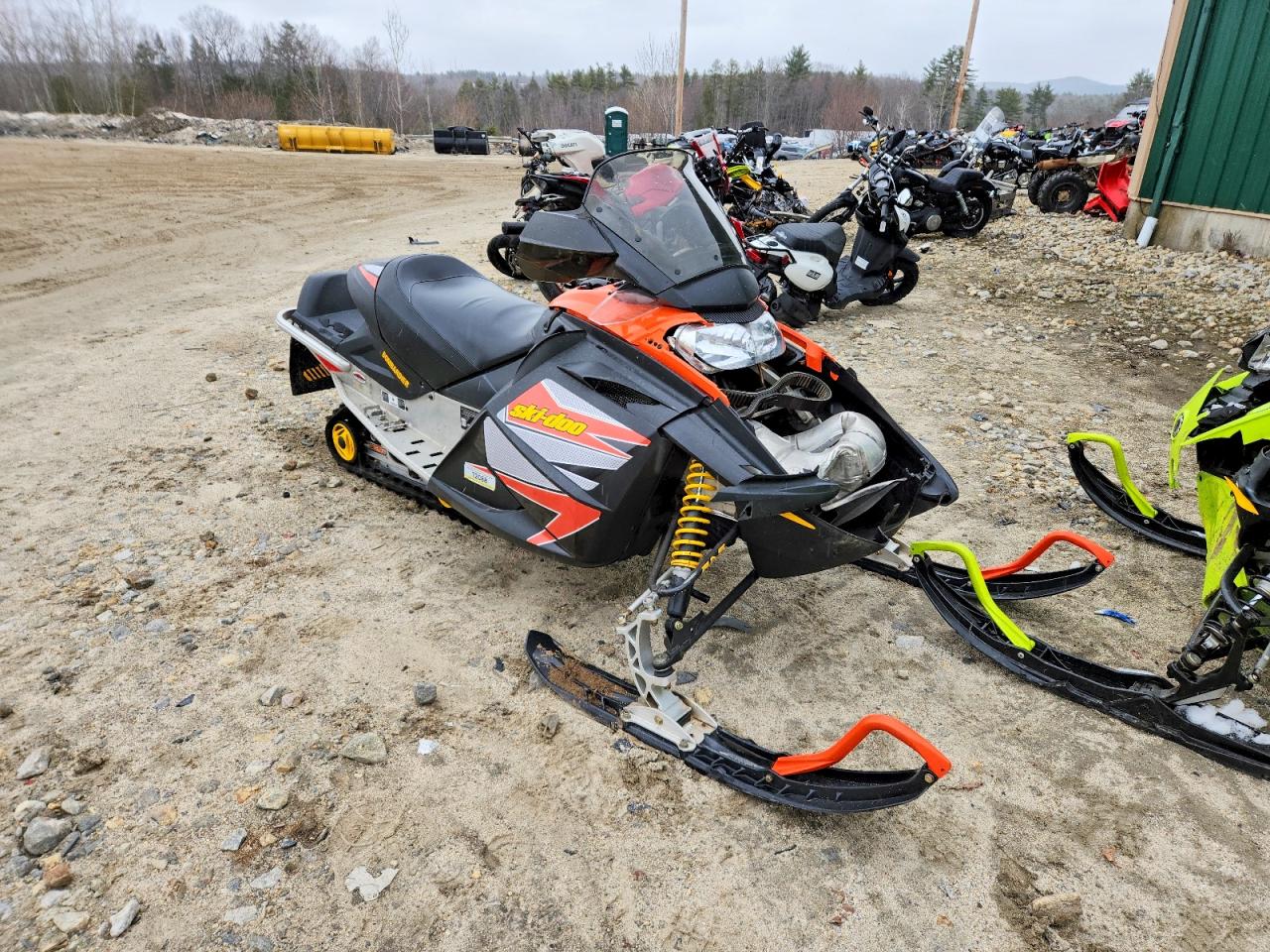 2004 Skid Mx Z Fan 380