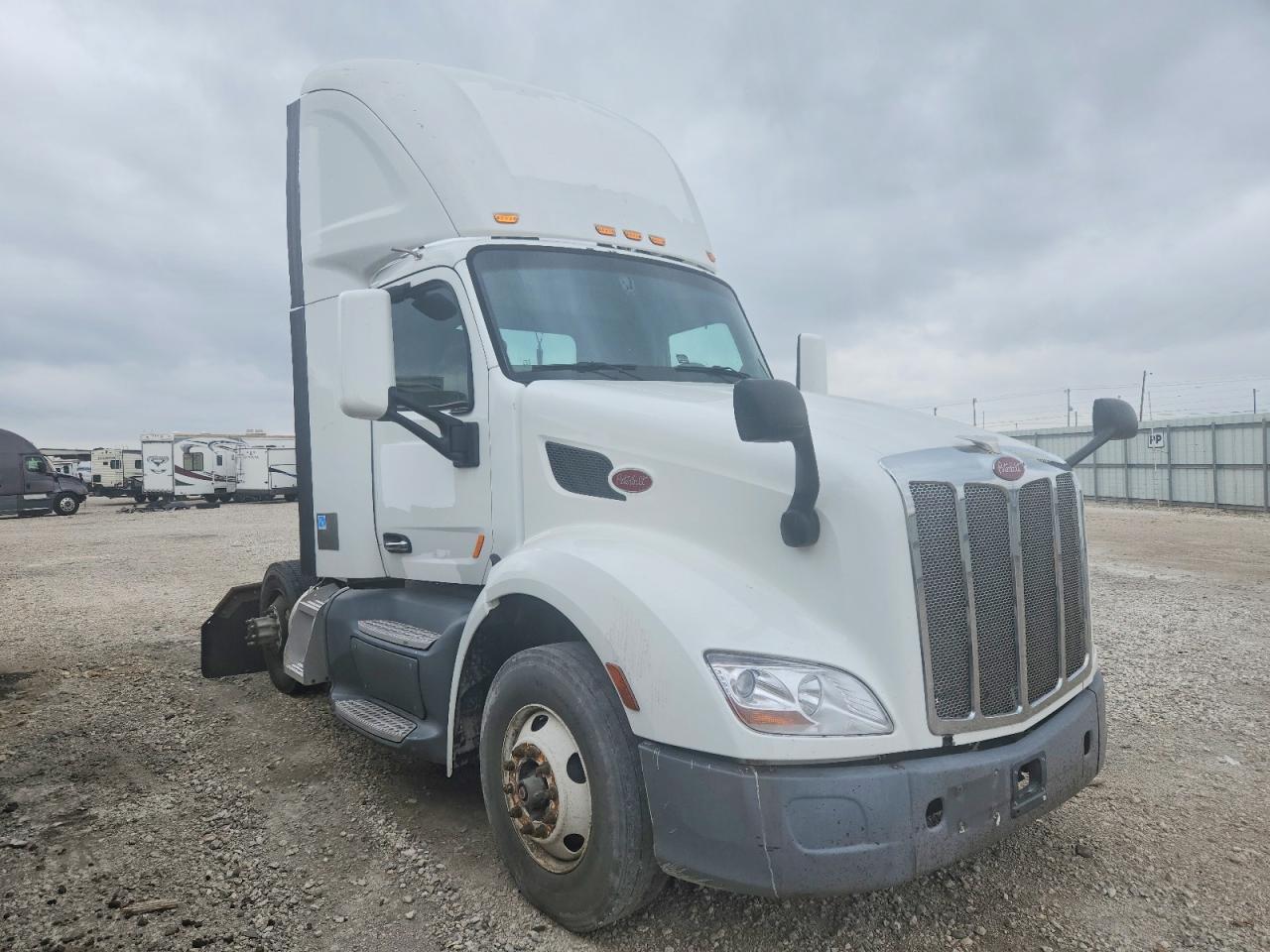 2018 Peterbilt 579