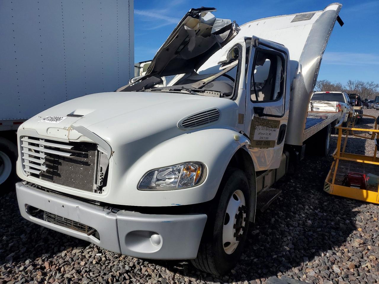 2015 Freightliner M2 106