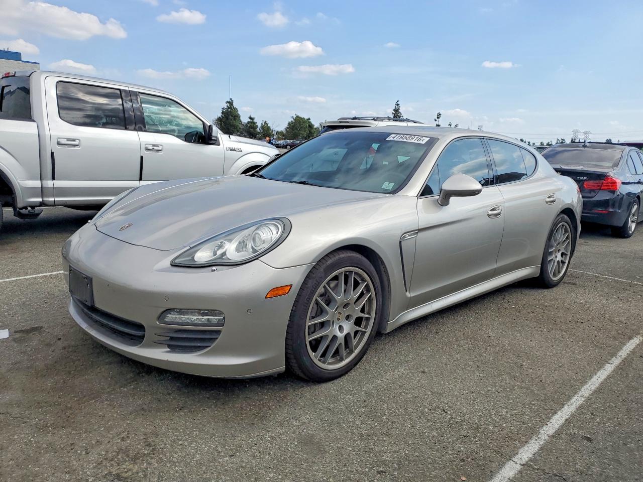 2012 Porsche Panamera