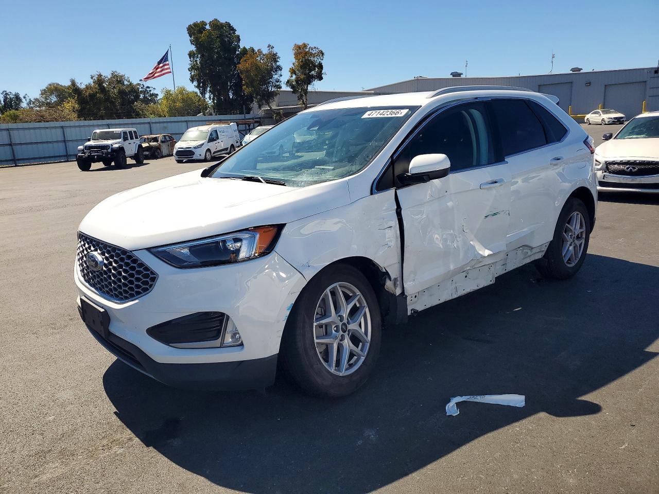 2023 Ford Edge