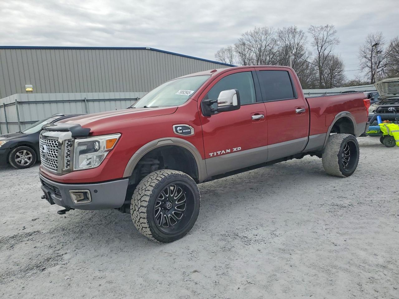 Nissan Titan