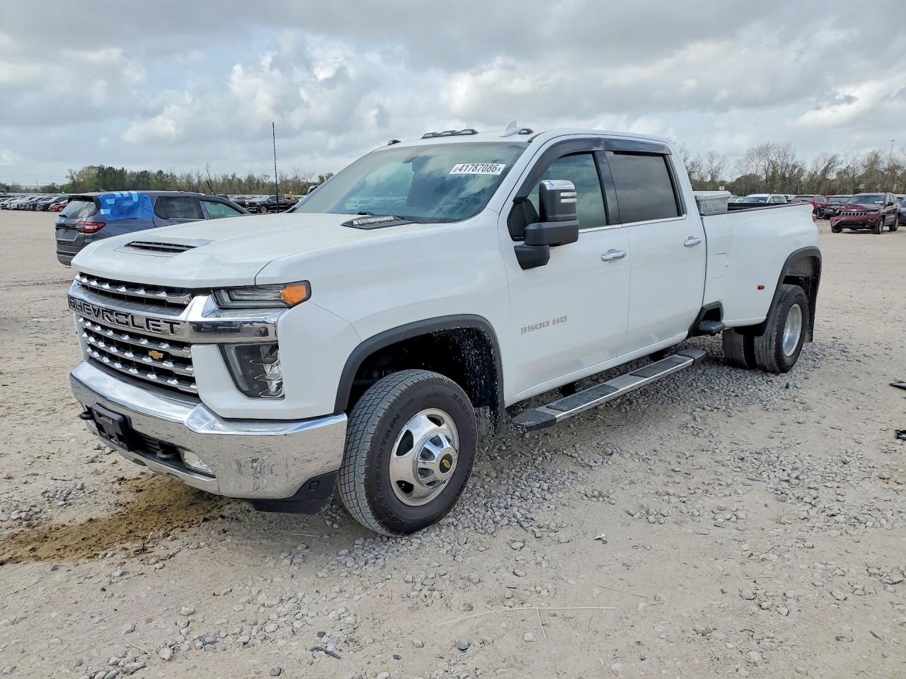 2022 Chevrolet Silverado 3500