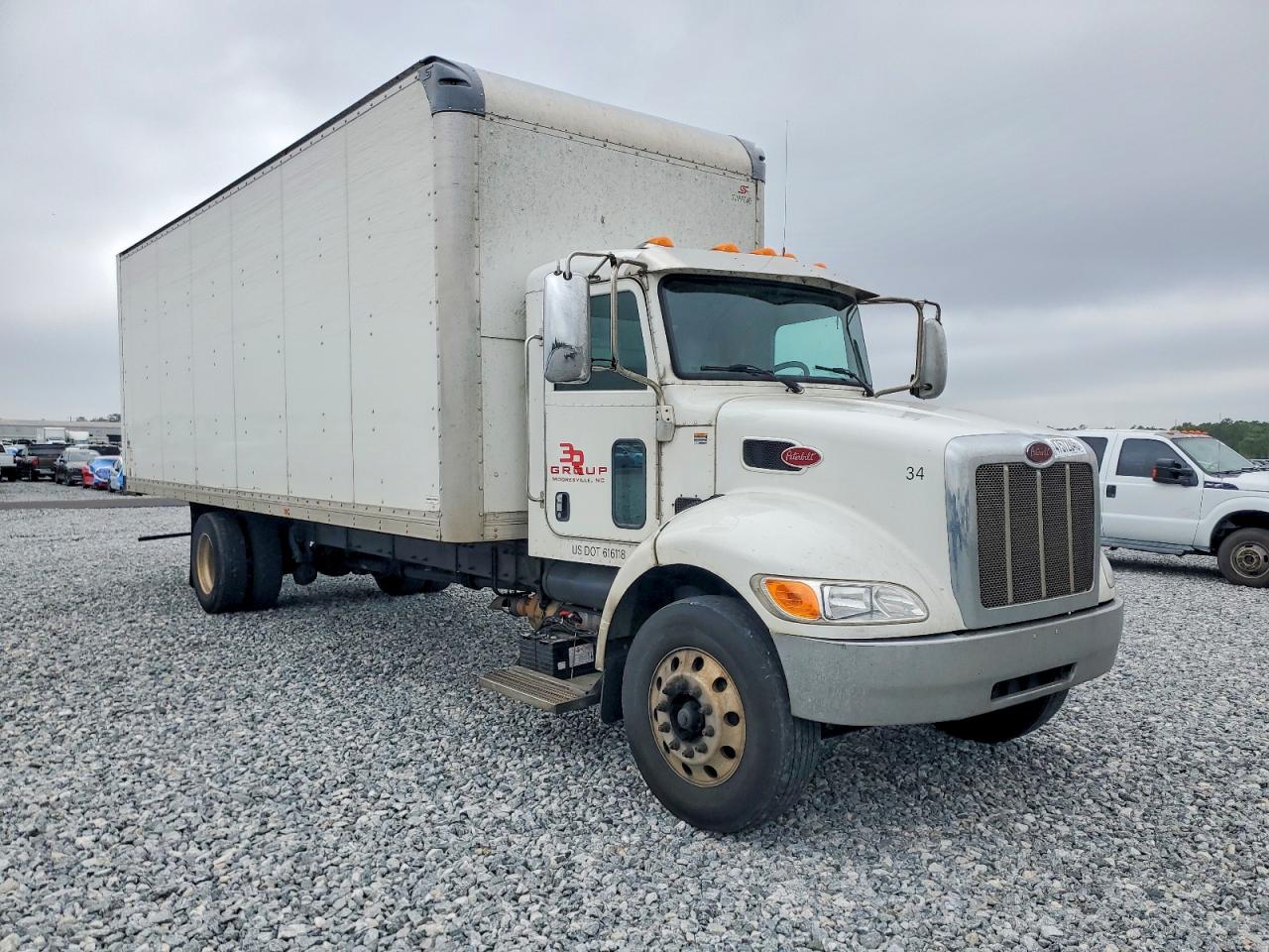 2019 Peterbilt 337