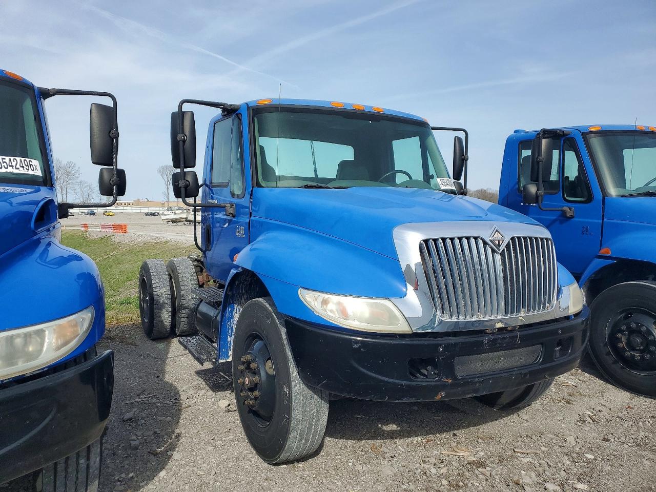 2002 International 4000-Series
