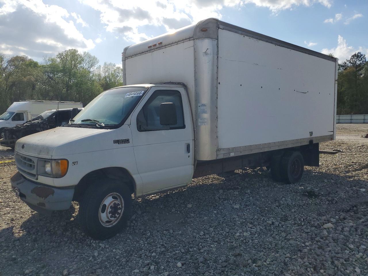 2002 Ford E-350