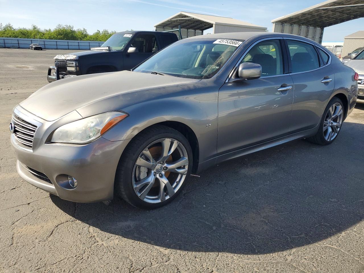 2014 Infiniti Q70