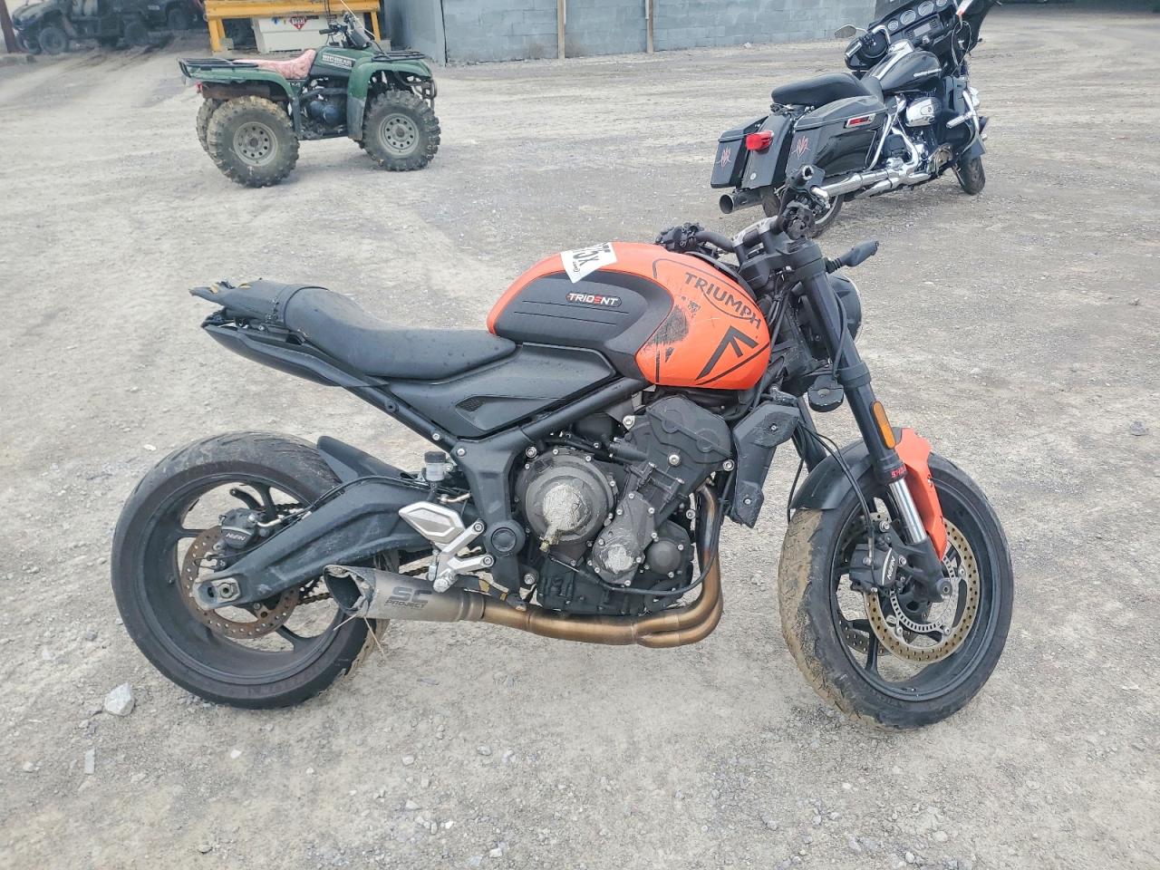 Trum Trident 660