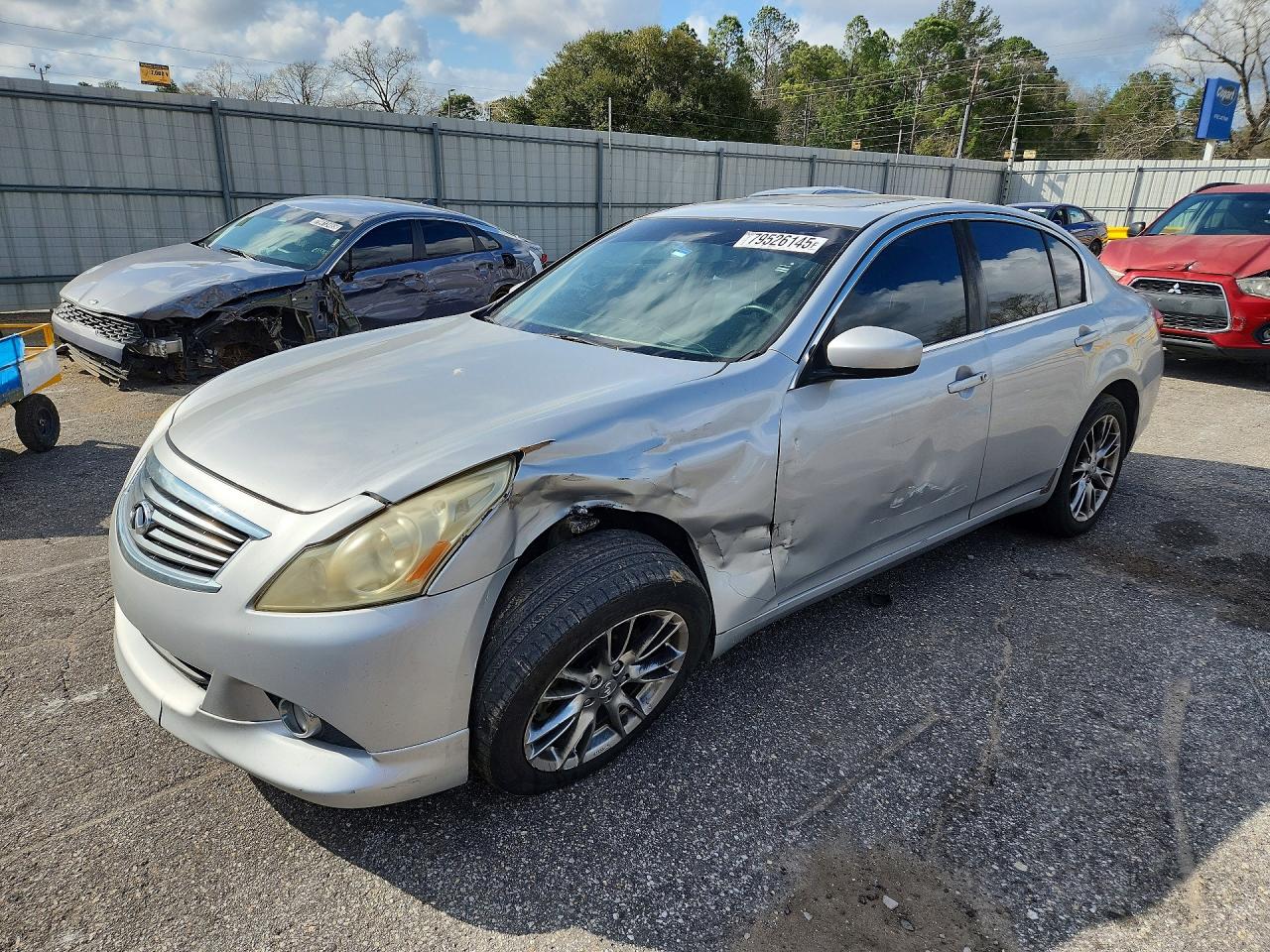 2011 Infiniti G37