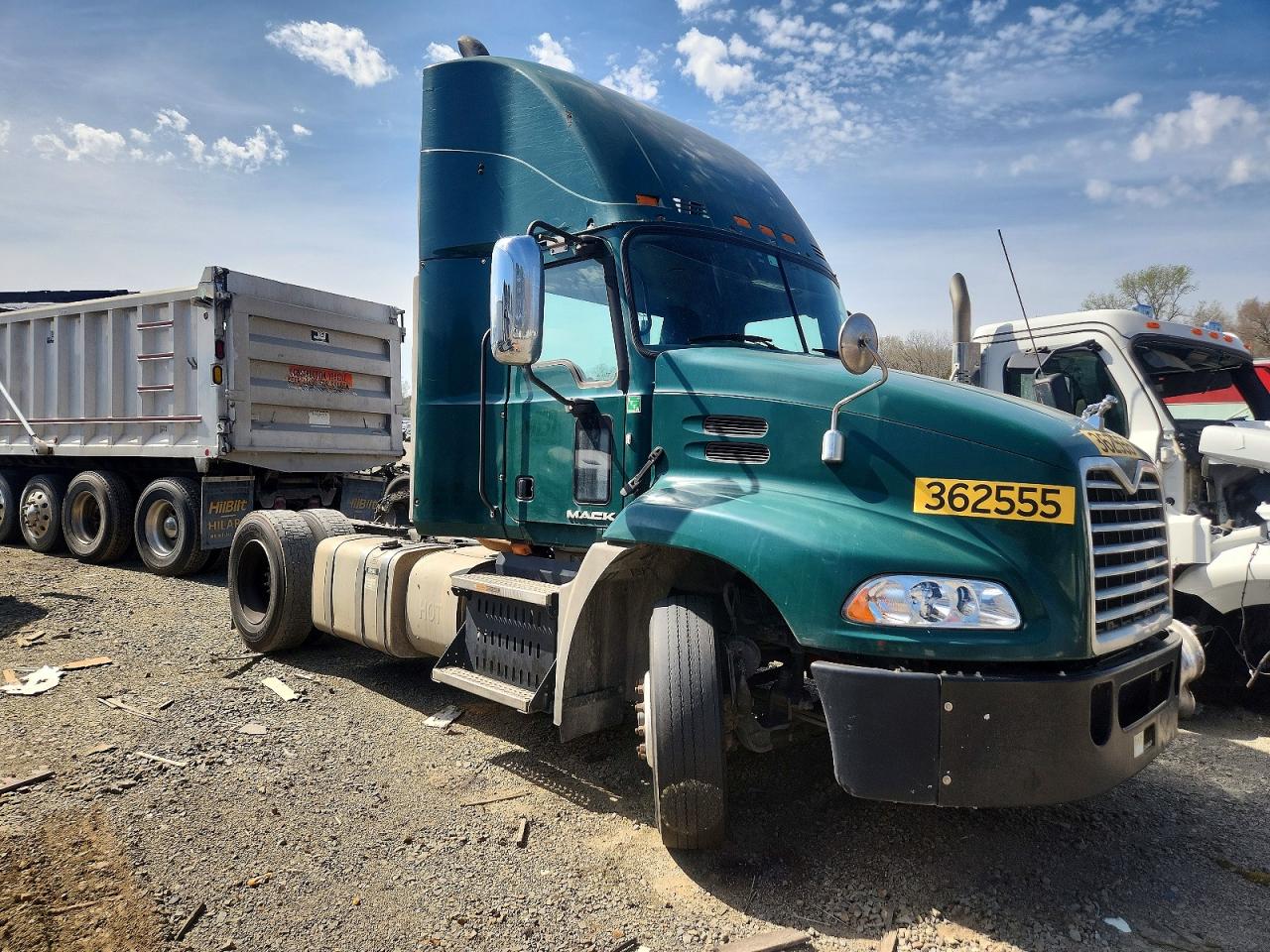 2017 Mack Cxu612