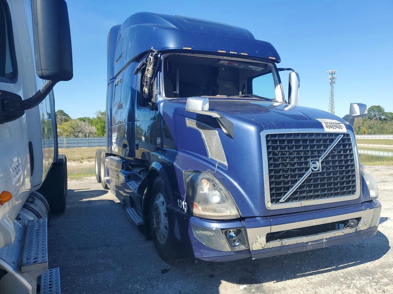 2016 Volvo VNL