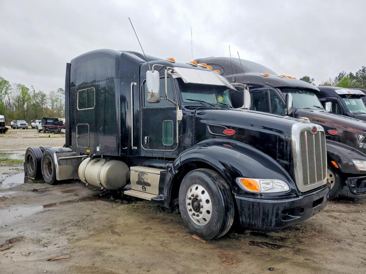 2013 Peterbilt 386