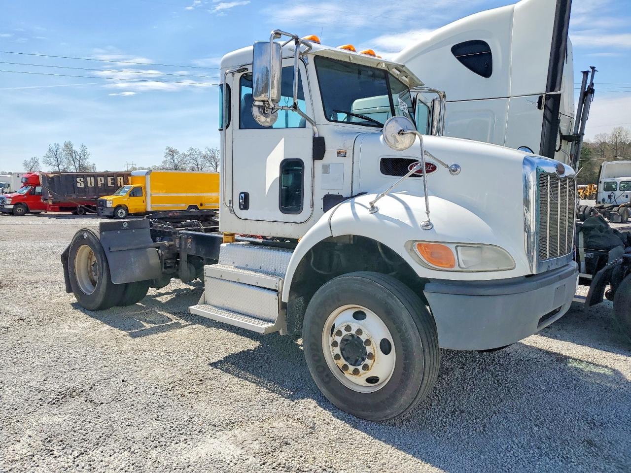 Peterbilt 382