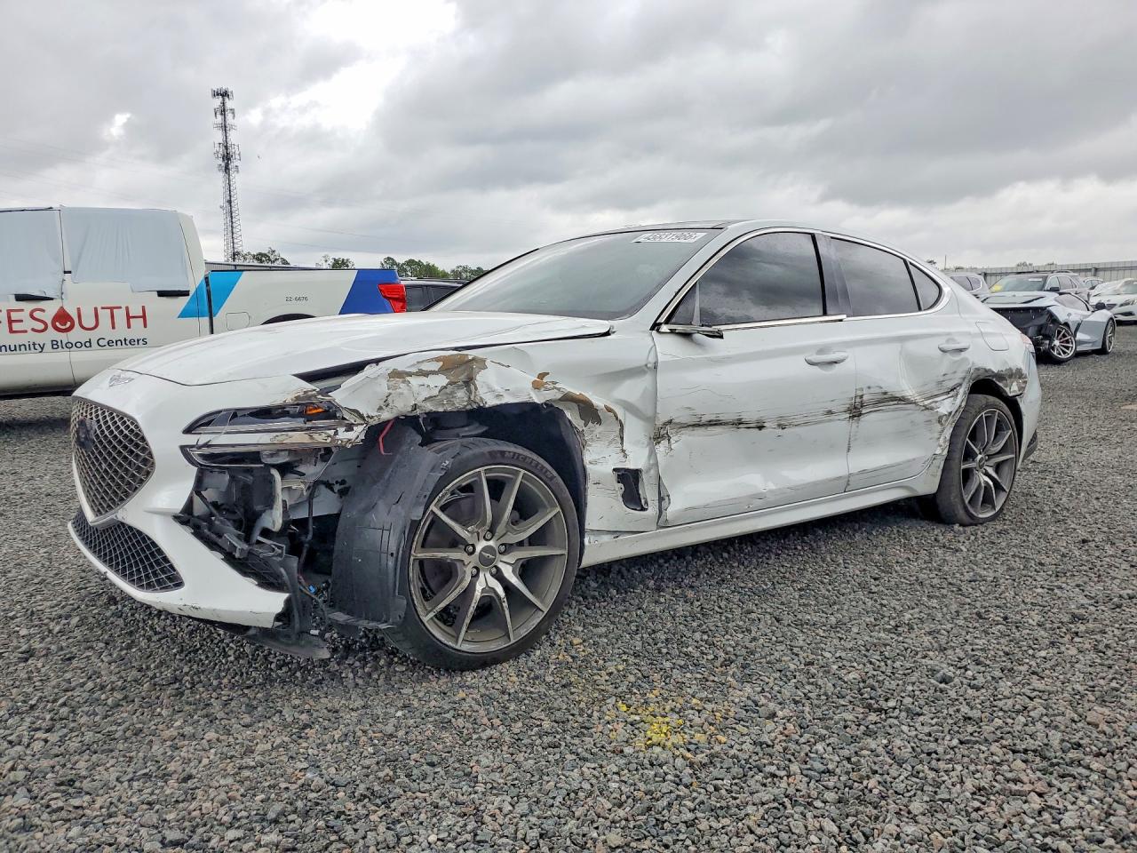 2022 Genesis G70