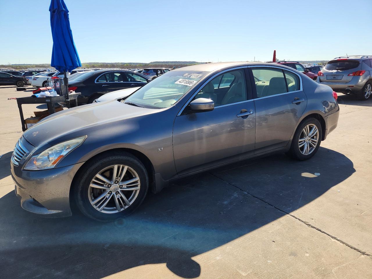2015 Infiniti Q40