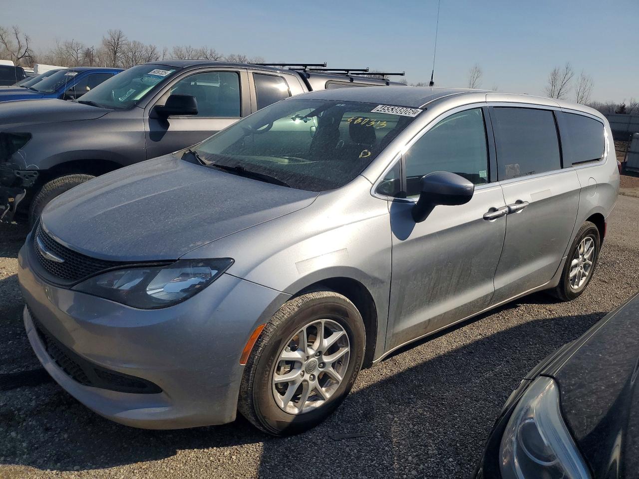2021 Chrysler Voyager
