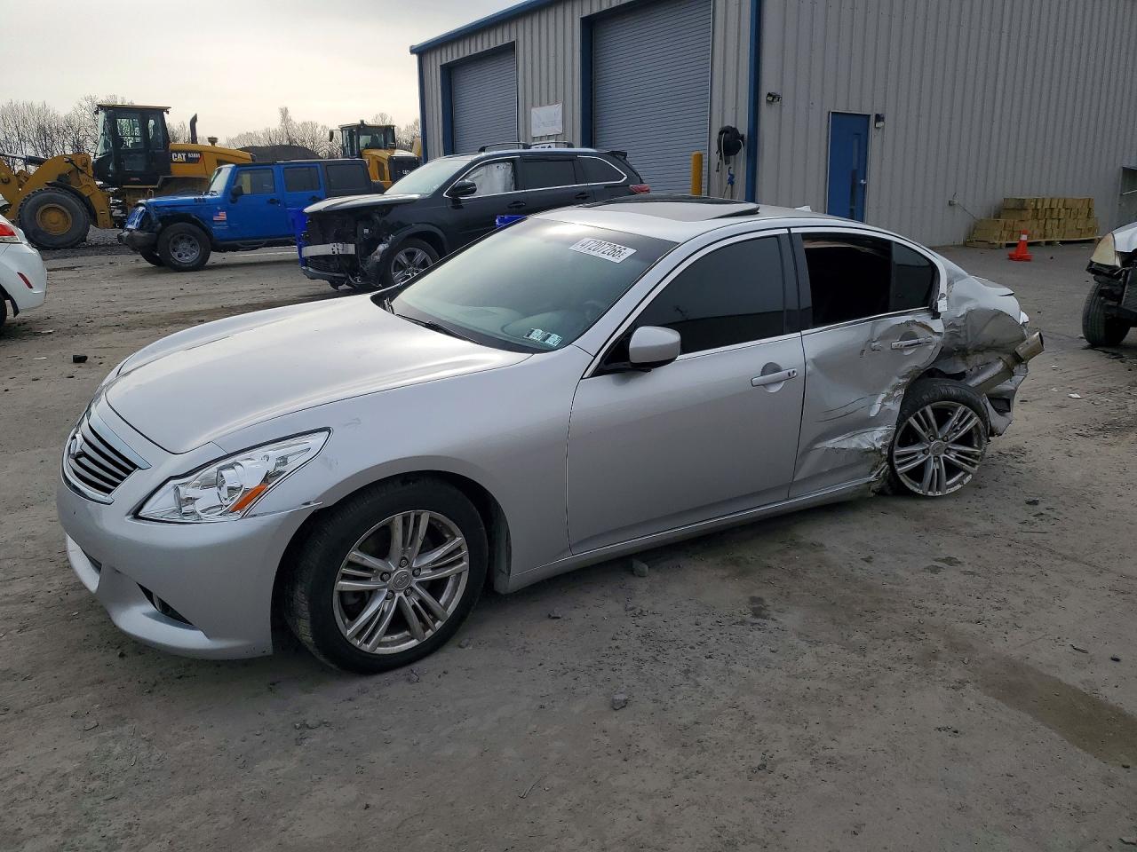 2012 Infiniti G37