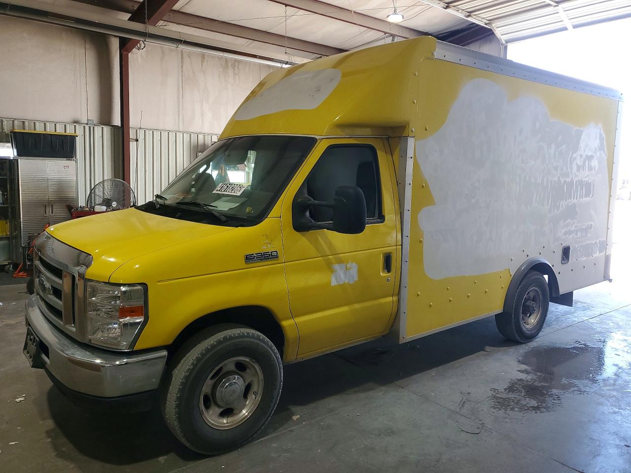 2016 Ford E-350