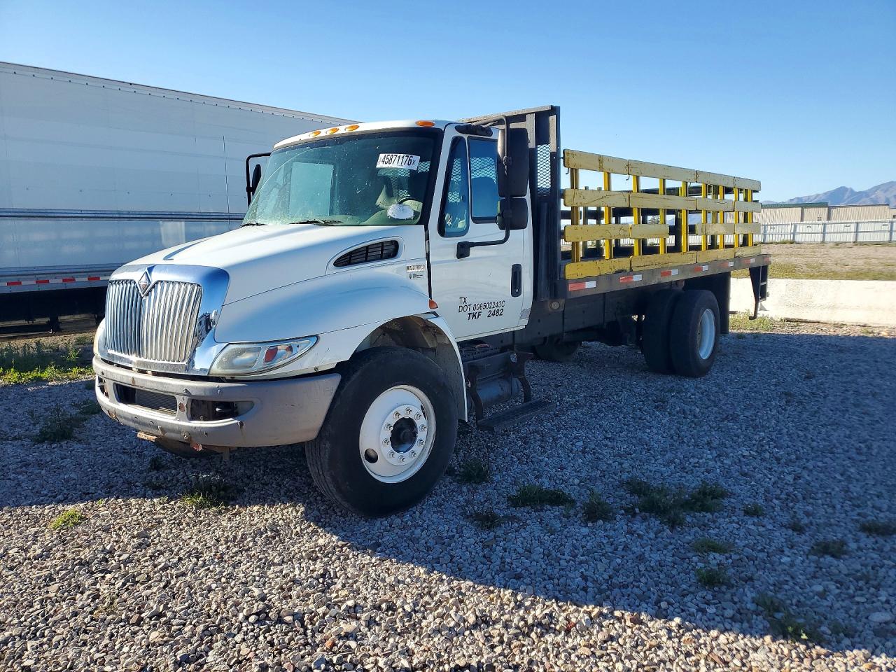 International 4000