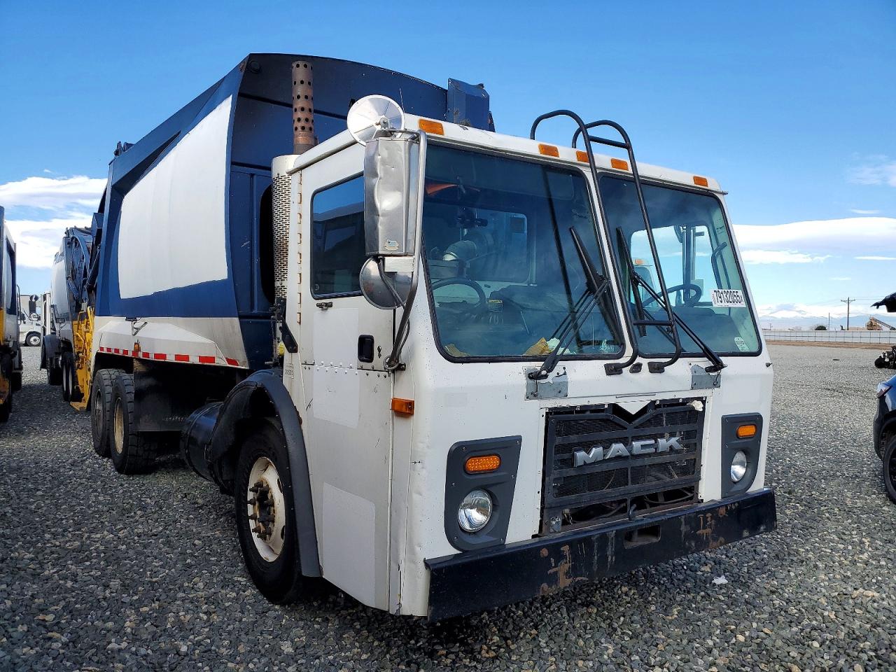 2008 Mack Leu613