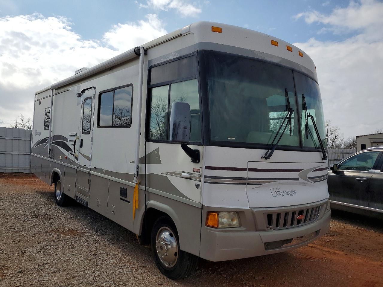 2006 Winnebago Voyage