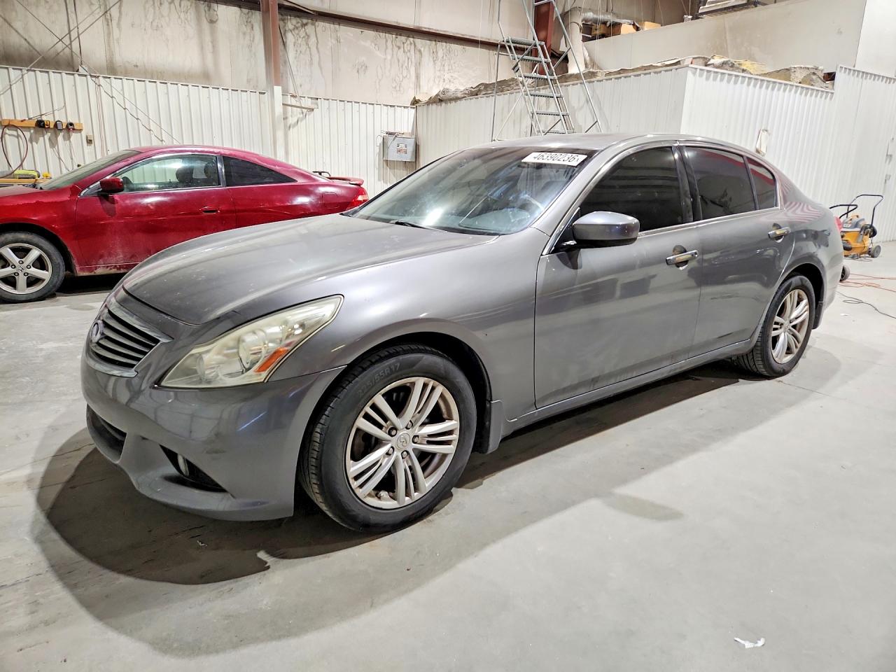 2013 Infiniti G37