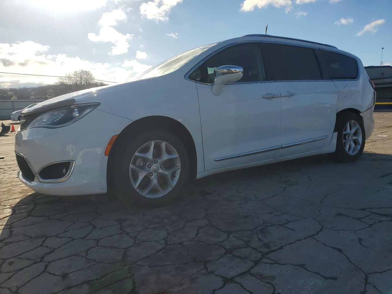 2020 Chrysler Pacifica