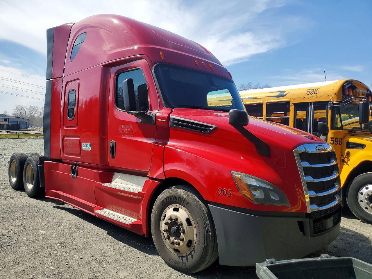 2019 Freightliner Cascadia 126