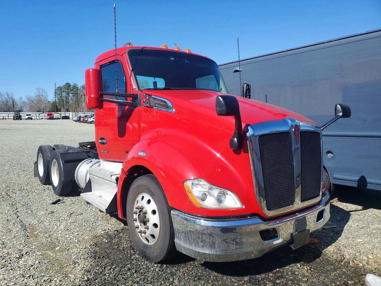 2022 Kenworth T680