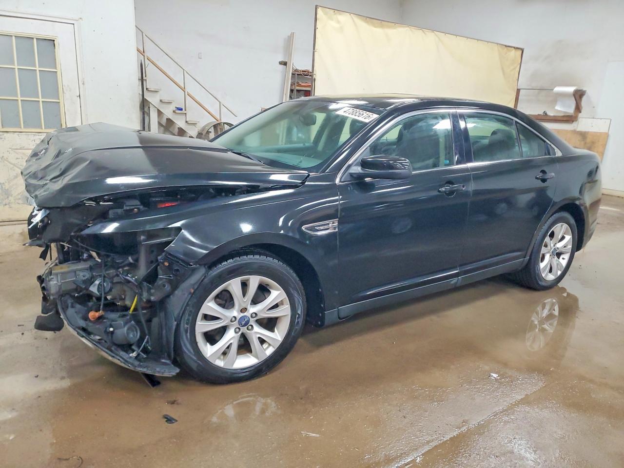 2010 Ford Taurus