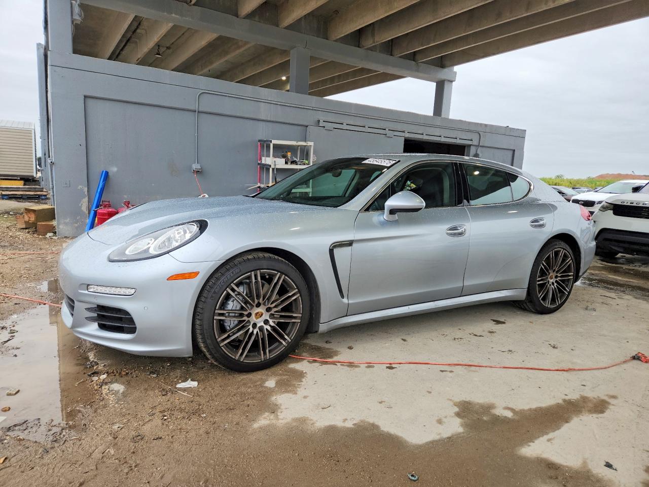 2016 Porsche Panamera