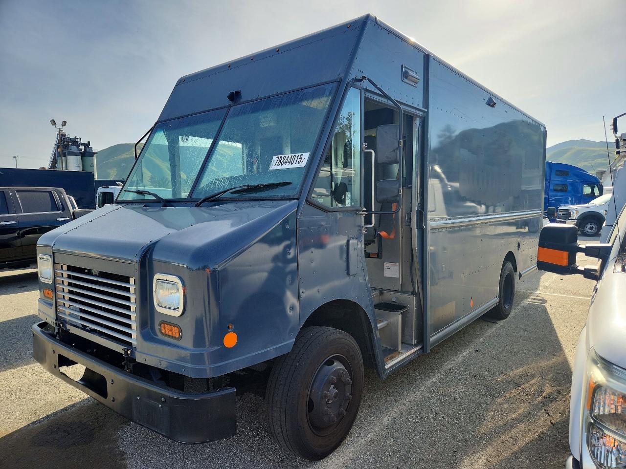 2021 Freightliner Mt45g