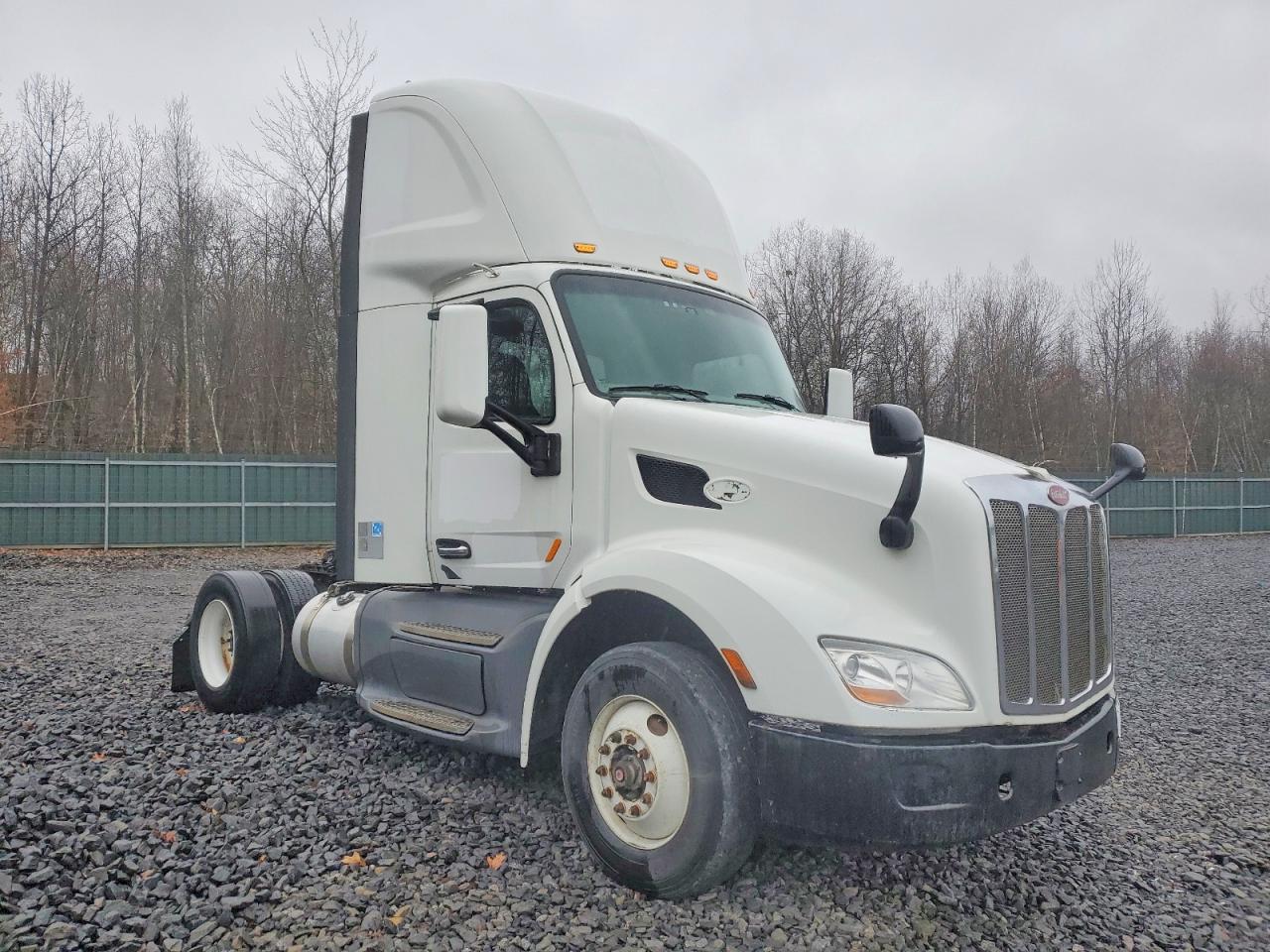 2016 Peterbilt 579