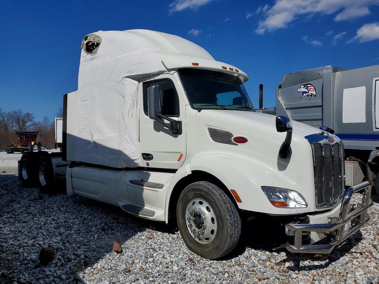 2021 Peterbilt 579