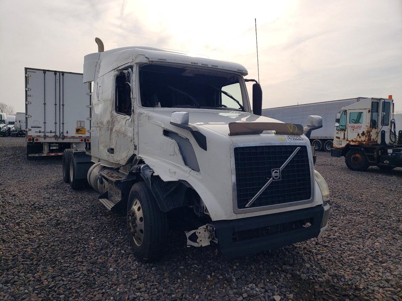 2016 Volvo VN