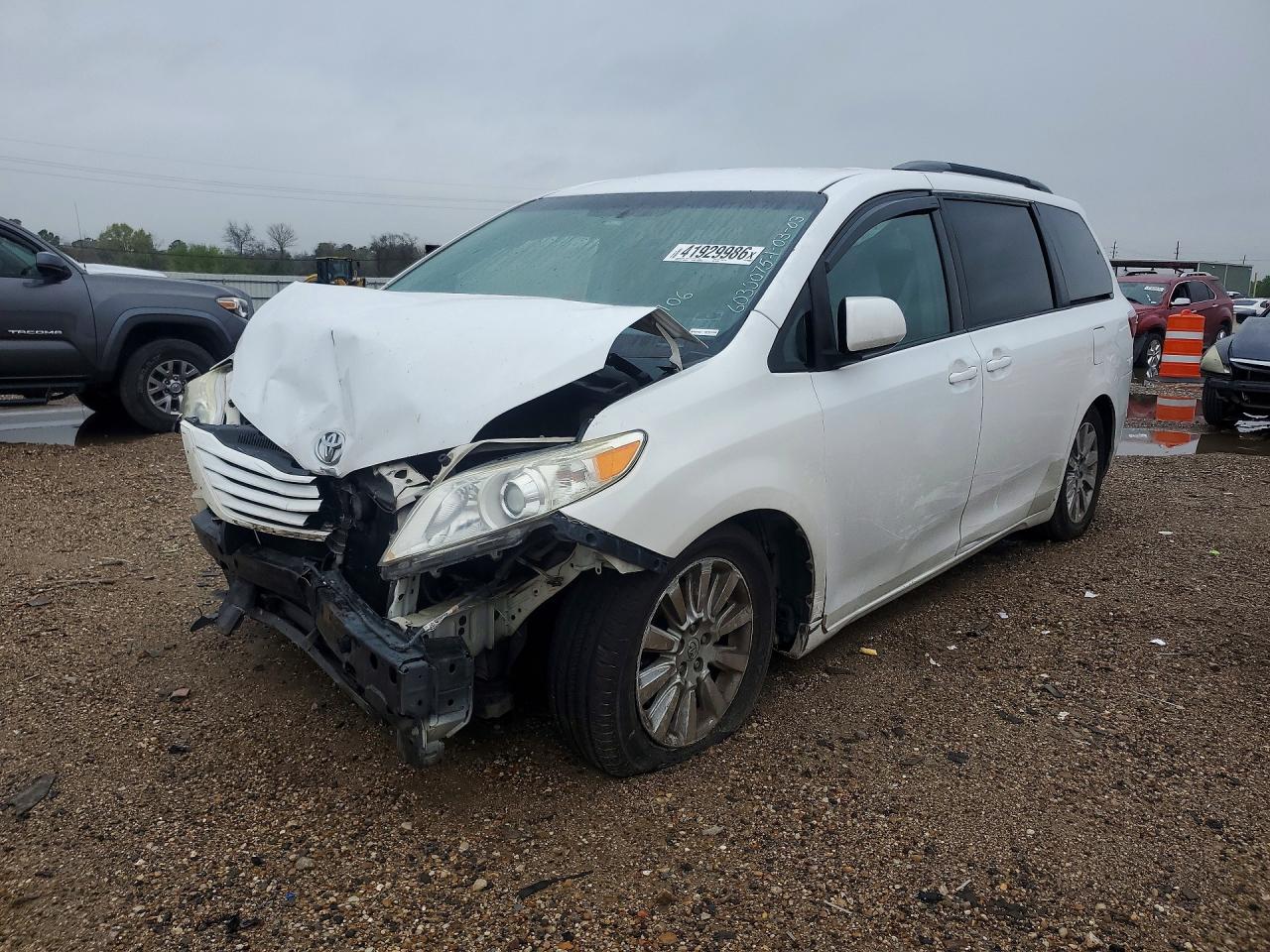 2015 Toyota Sienna