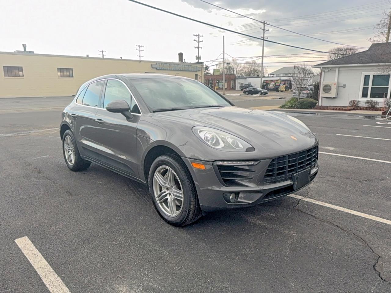 2015 Porsche Macan