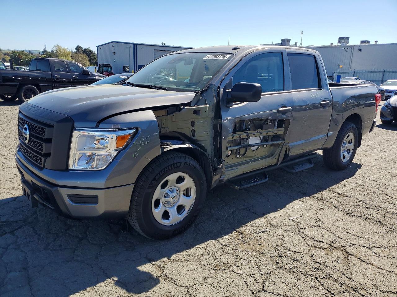 2021 Nissan Titan