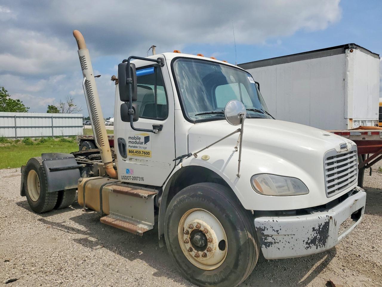 2016 Freightliner M2