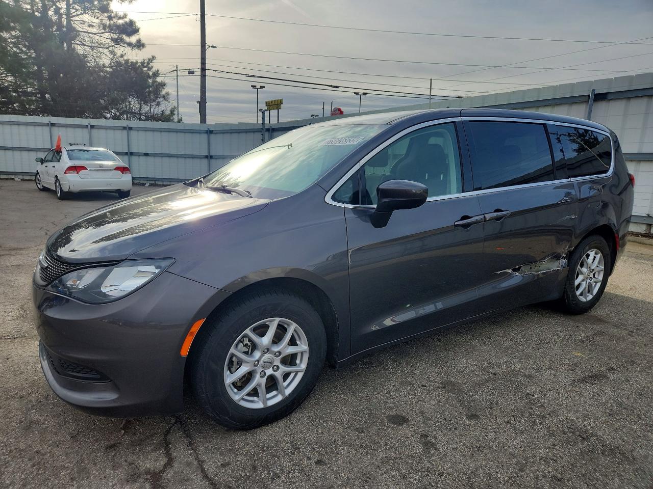 2022 Chrysler Voyager