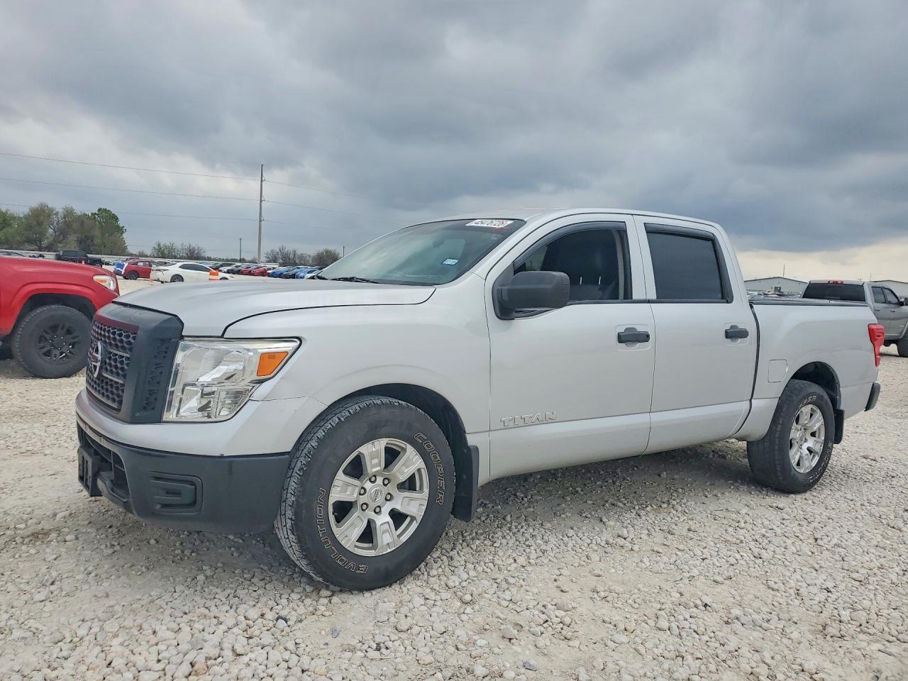 2017 Nissan Titan
