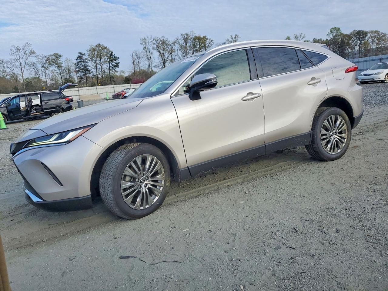 2022 Toyota Venza